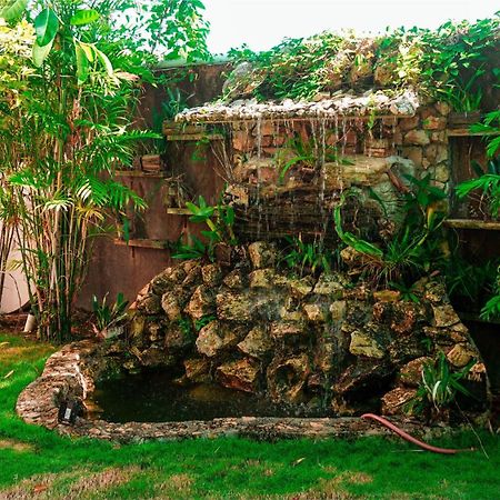 Villa Los Aguiluchos تْشيتومال المظهر الخارجي الصورة